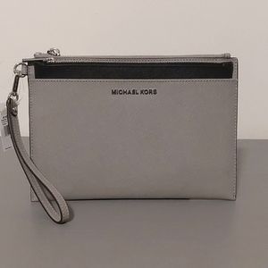 Michael Kors XLJet Set Travel PopOut Cement/Black Leather Clutch/Wristlet/Wallet